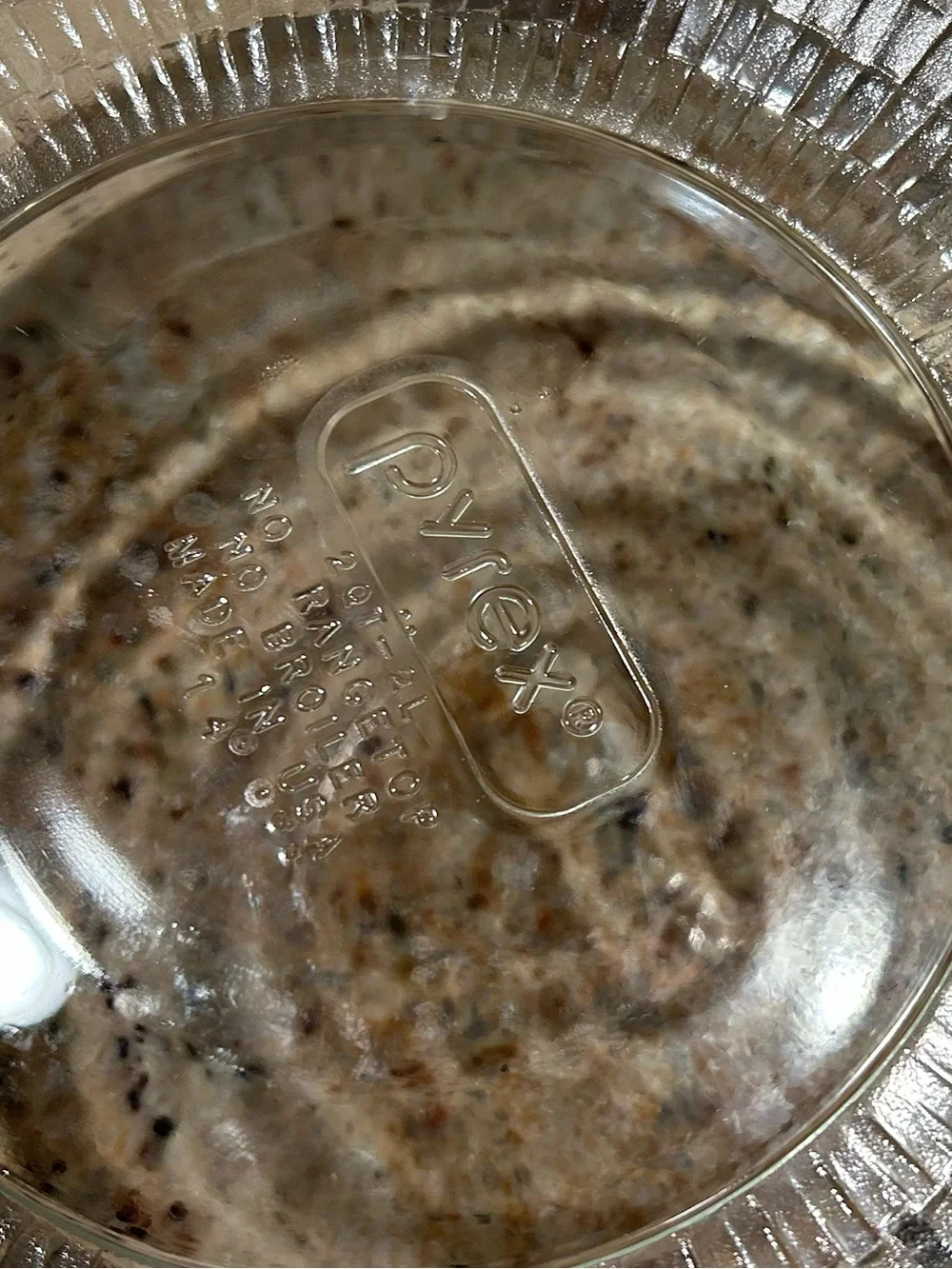 Pyrex Glass 2 Qt #024 Basketweave (Frosted) Covered Casserole w/Pyrex Lid G24C.